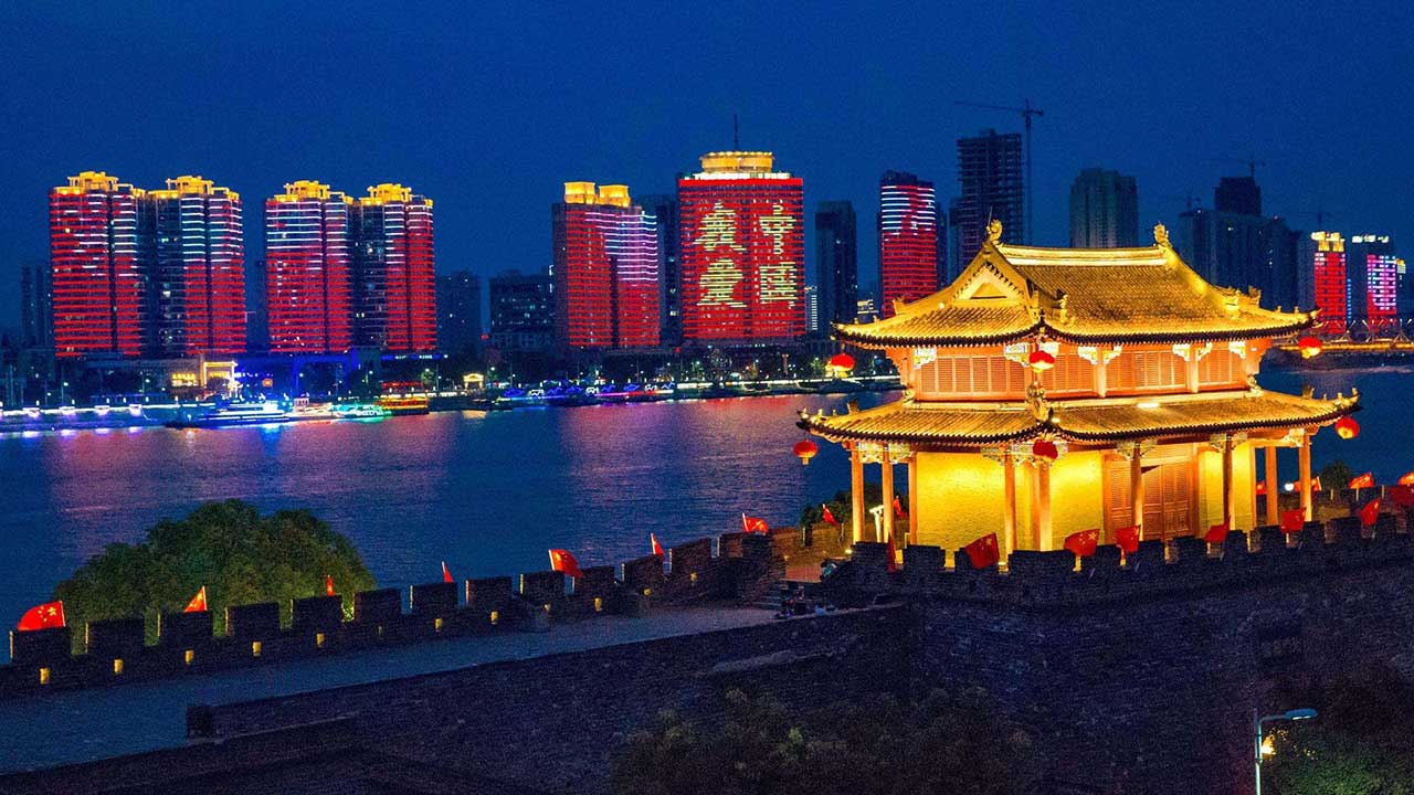 襄陽(yáng)夜景圖.jpg