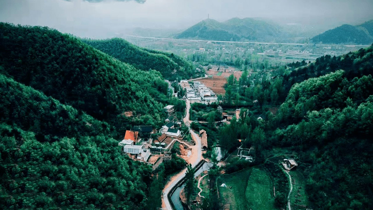 嵩縣車村鎮(zhèn)頂寶石村.jpg