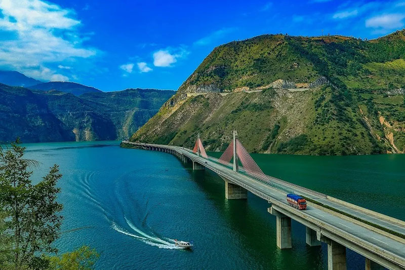 四川：《四川省長江經(jīng)濟帶發(fā)展實施規(guī)劃》出爐，推動長江國際黃金旅游帶四川段建設！