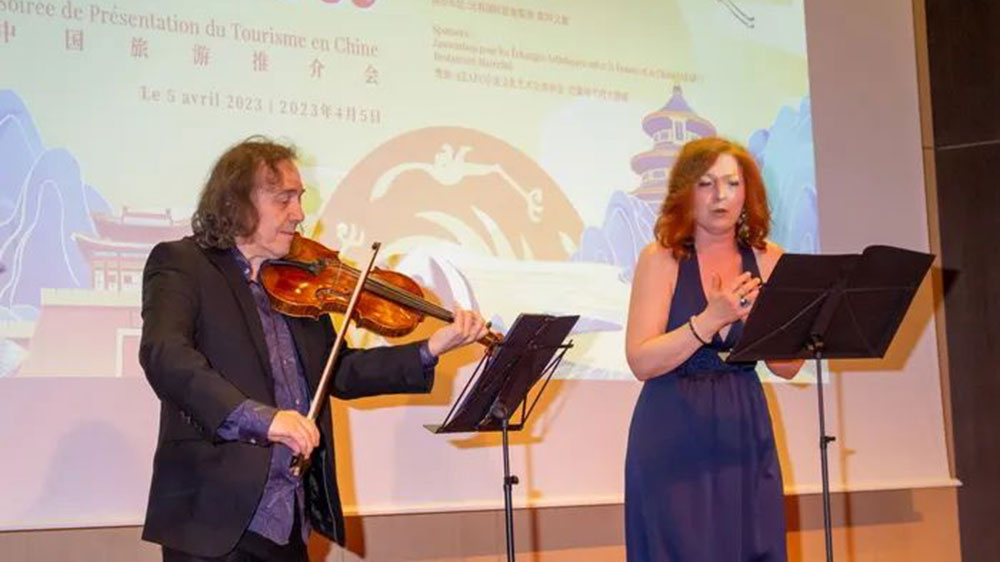 國(guó)際文旅：“你好，中國(guó)”中國(guó)旅游推介會(huì)在法國(guó)巴黎舉行，促進(jìn)兩國(guó)文化和旅游交流發(fā)展！