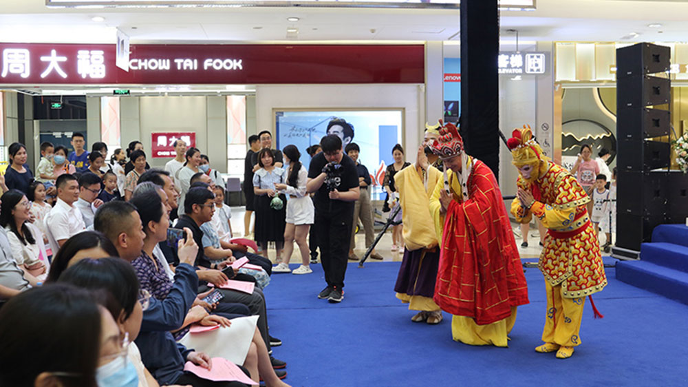 連云港文化旅游推介會現(xiàn)場 連云港文化旅游推介會現(xiàn)場.jpg